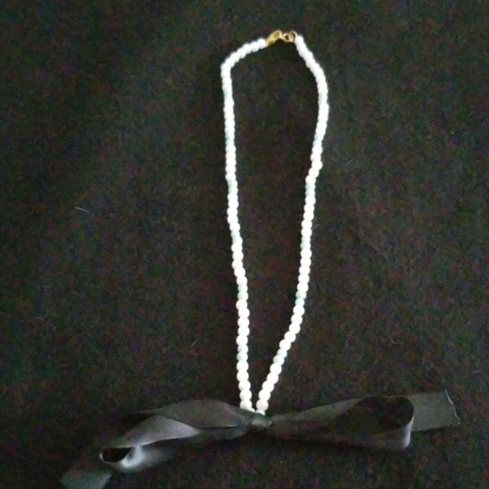 Seafoam green and white pearl necklace